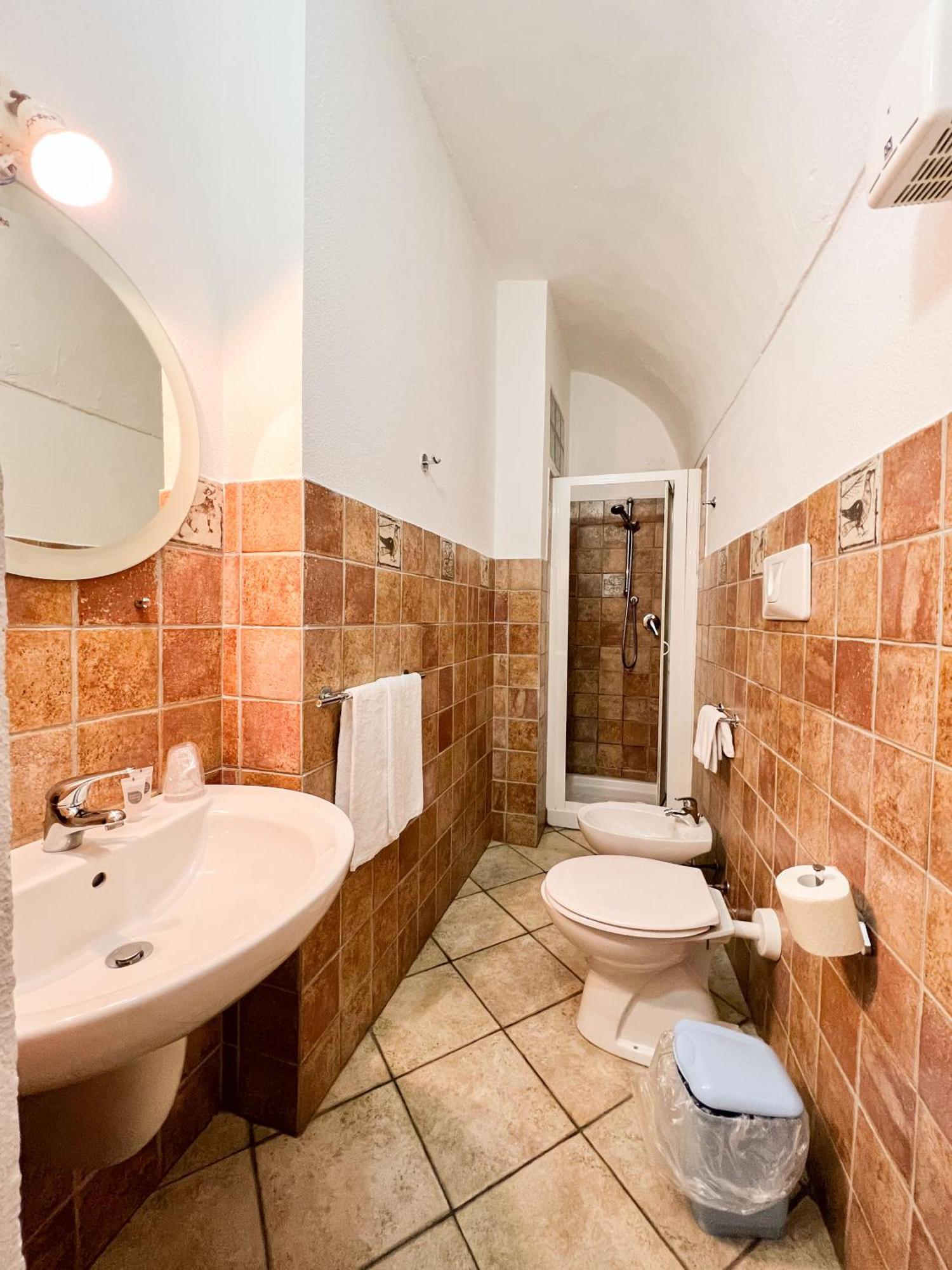 Hotel S'Ammentu House Bosa Esterno foto